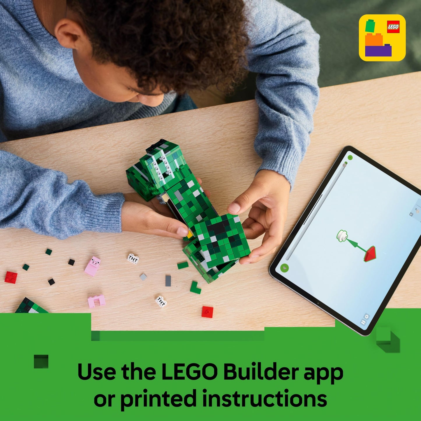 LEGO Minecraft The Creeper Toy - Posable Mob Figure incl. a Hidden Compartment with a Pig & TNT Element - Gaming Gift for 10+ Year Old Boys, Girls & Teenage Fans - 21276